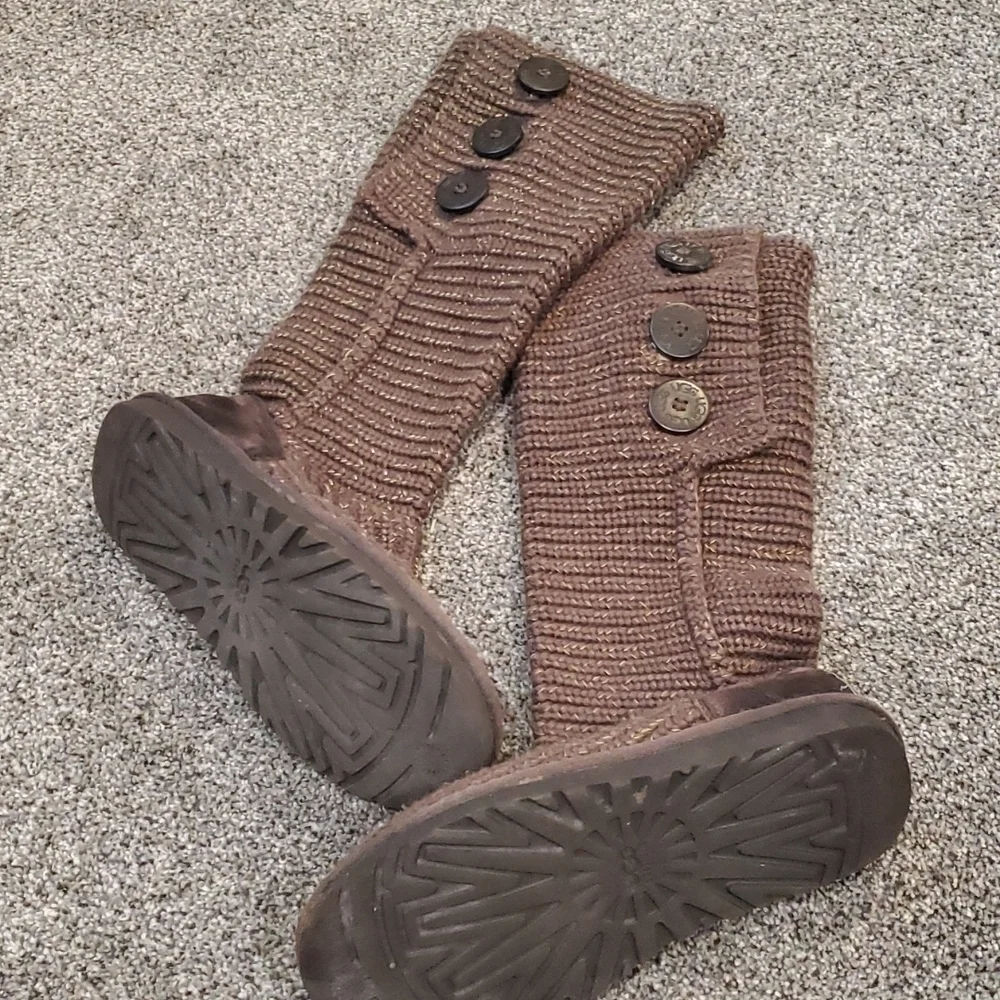 Ugg Classic Cardi 1876 Sweater Knit boots shoes 3 button sz 6